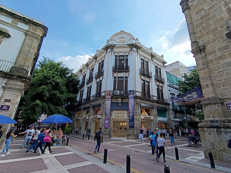 Guadalajara — local market for custom e-commerce platforms