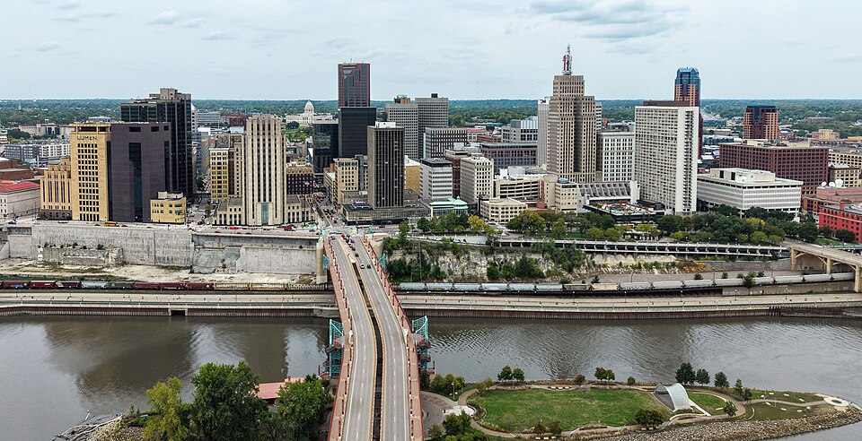 Saint Paul — local market for online stores