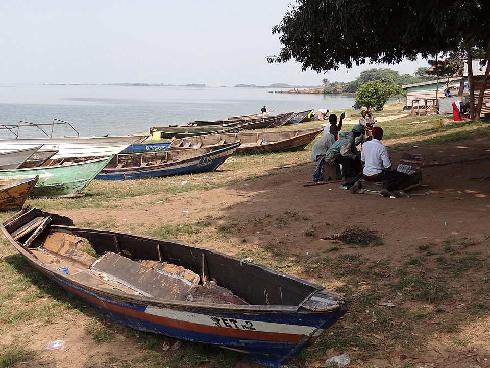 Entebbe — manufacturer and distributor portals for local businesses