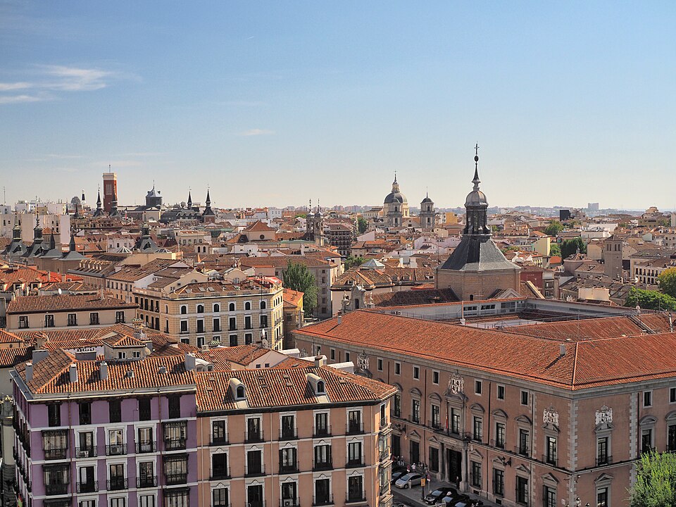 Madrid — local market for custom e-commerce platforms