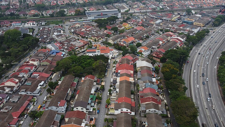 Petaling Jaya — local market for service booking platforms