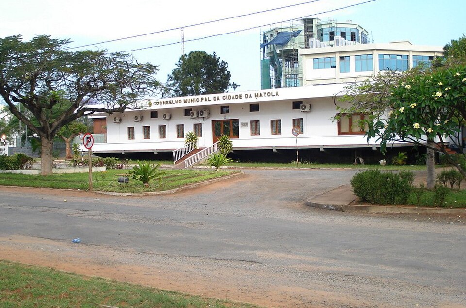 Matola — local market for online stores