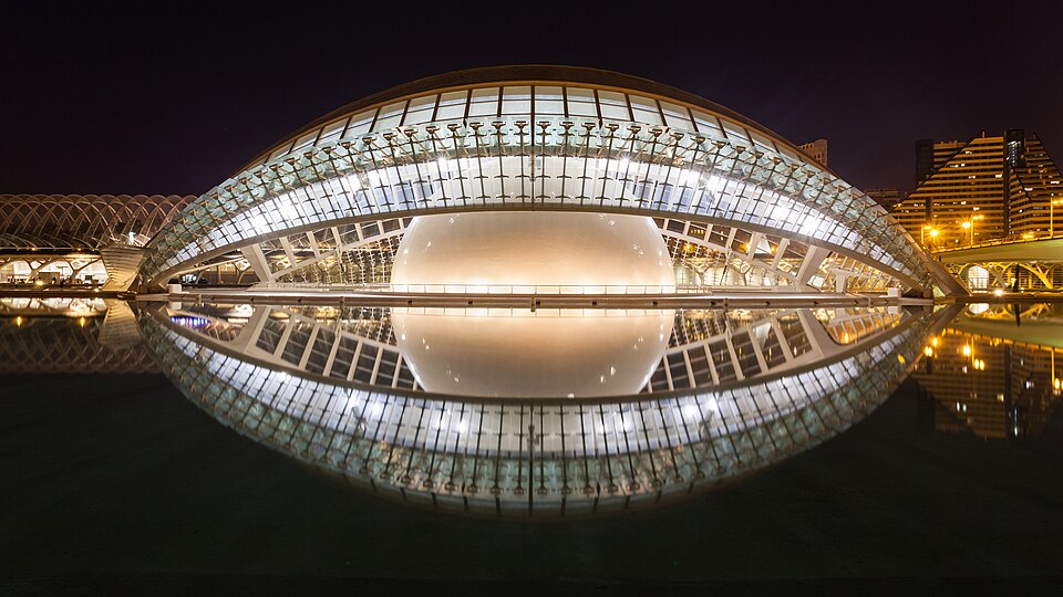 Valencia — local market for B2B and wholesale portals