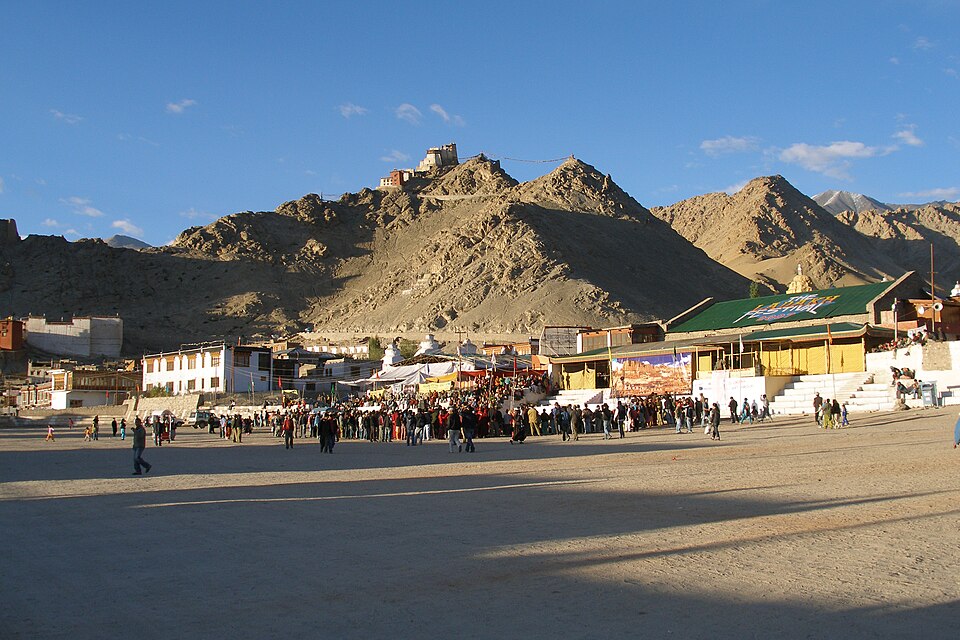 Leh — online stores for local businesses
