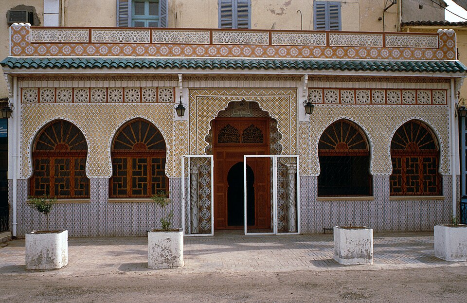 Tlemcen — local market for manufacturer and distributor portals