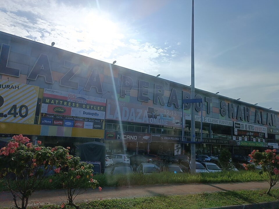 Shah Alam — multi-vendor marketplaces for local businesses