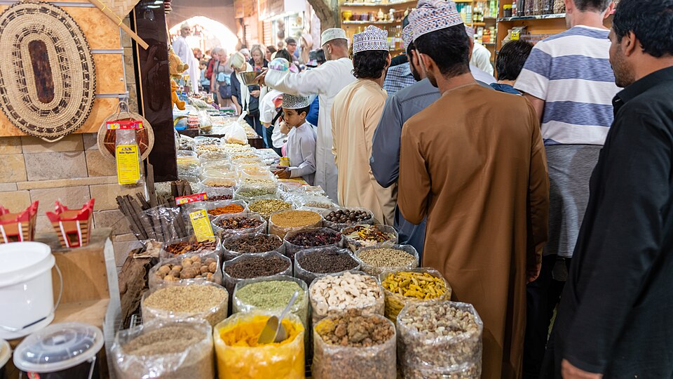 Nizwa — B2B and wholesale portals for local businesses