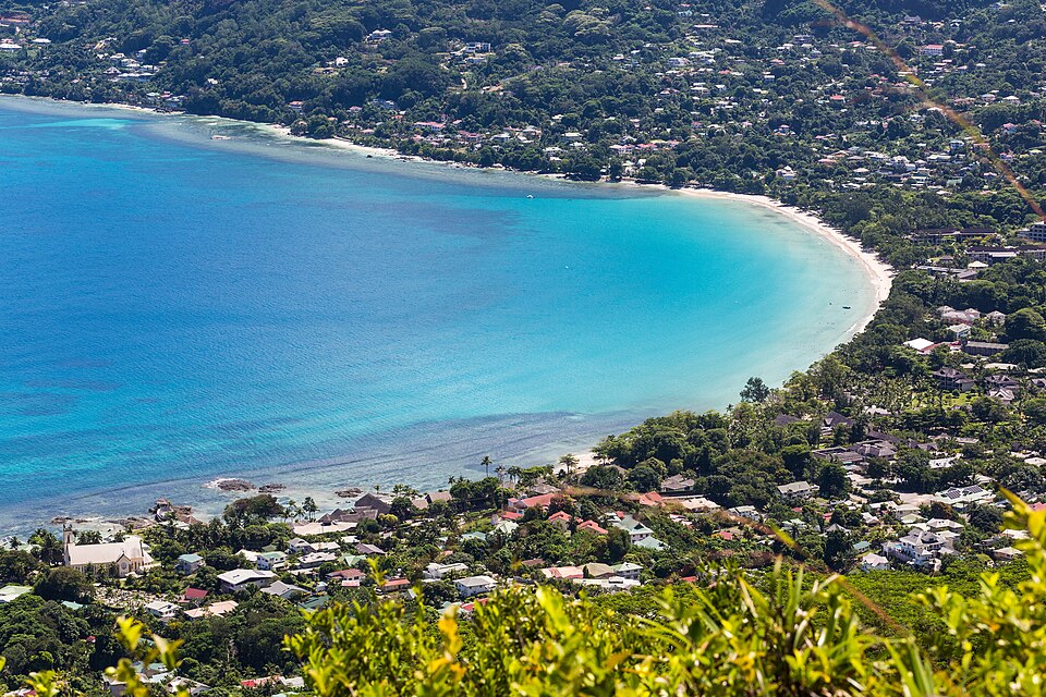 Beau Vallon — local market for B2B and wholesale portals