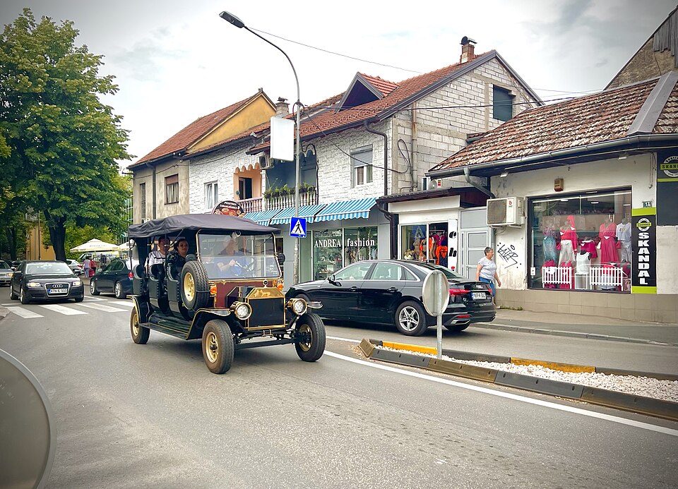 Banja Luka — local market for multi-vendor marketplaces
