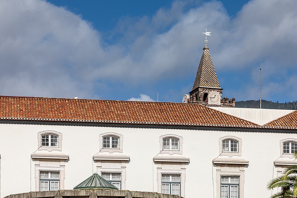 Funchal — local market for B2B and wholesale portals