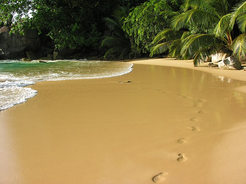 Beau Vallon — online stores for local businesses