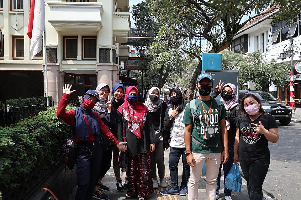 Bandung — local market for mobile commerce apps