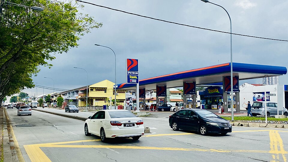 Petaling Jaya — local market for manufacturer and distributor portals