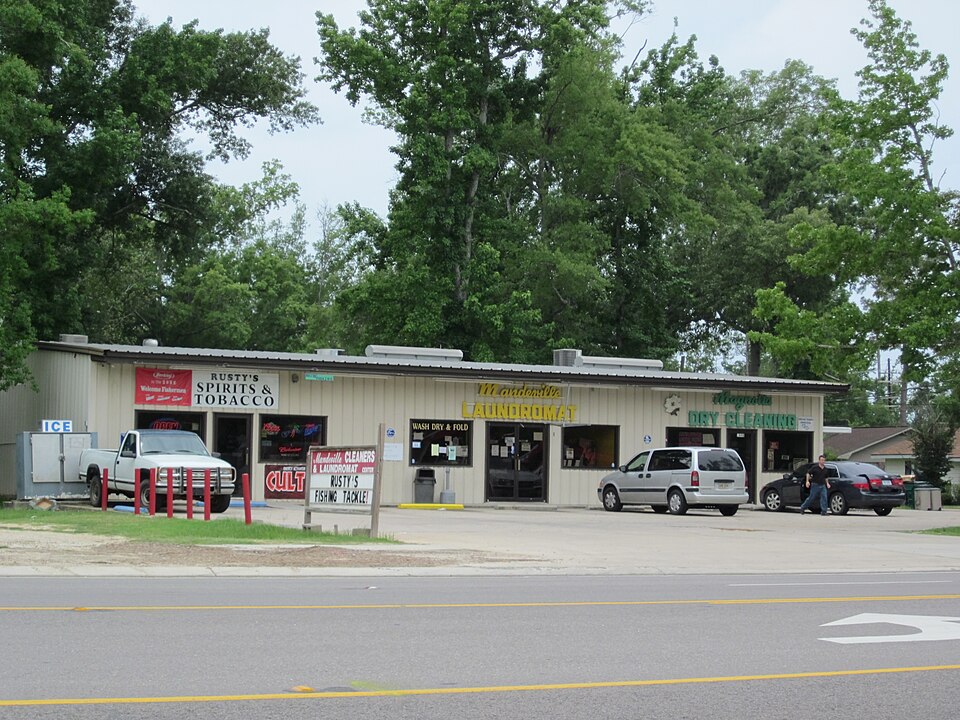 Mandeville — manufacturer and distributor portals for local businesses