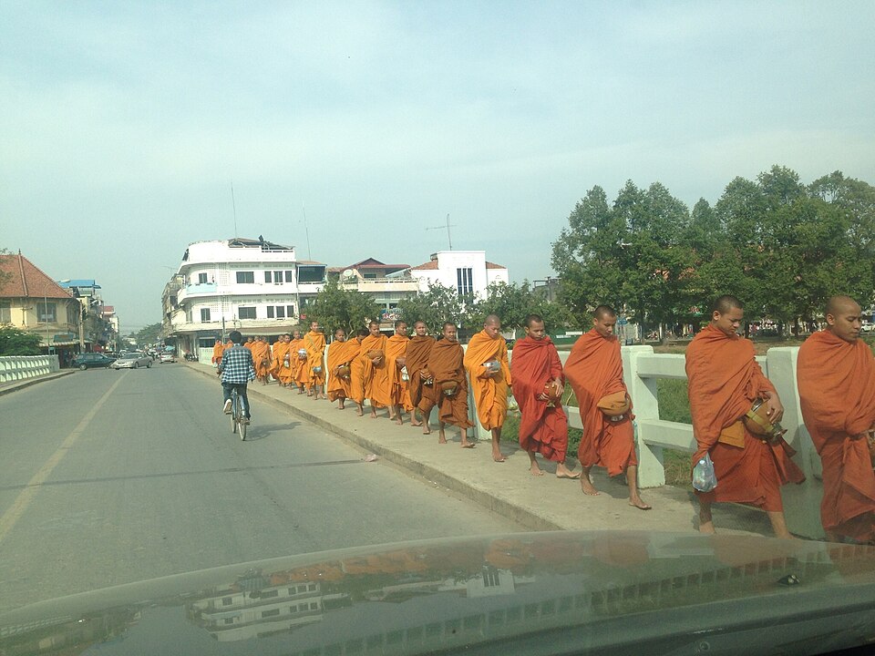 Battambang — custom e-commerce platforms for local businesses