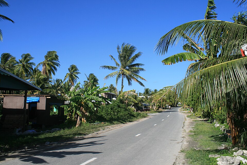 Funafuti (Vaiaku) — local market for B2B and wholesale portals