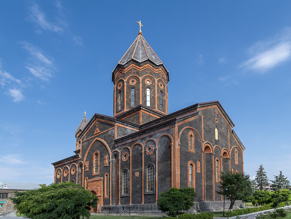 Gyumri — local market for subscription and membership platforms