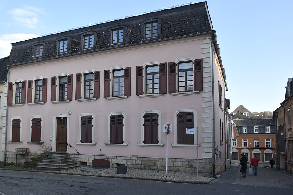 Esch-sur-Alzette — multi-vendor marketplaces for local businesses