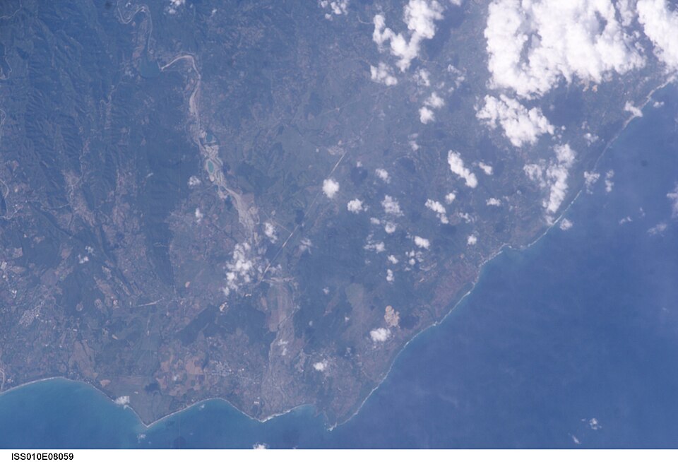 Dominican Republic — international and multi-region stores for local businesses