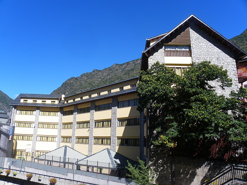 Escaldes-Engordany — B2B and wholesale portals for local businesses