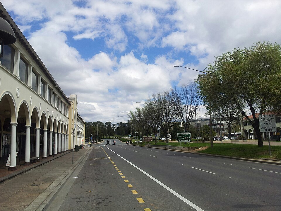 Canberra — B2B and wholesale portals for local businesses