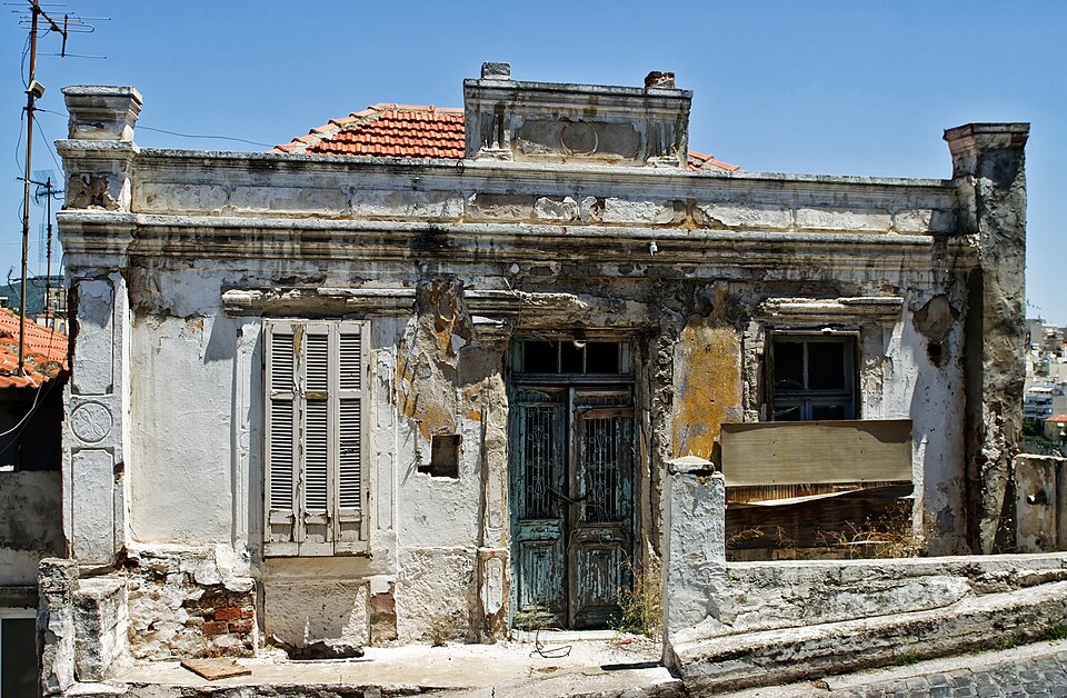 Kavala — local market for international and multi-region stores