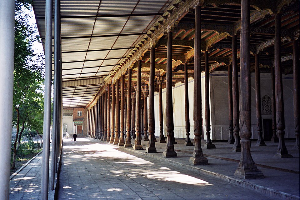Kokand — manufacturer and distributor portals for local businesses
