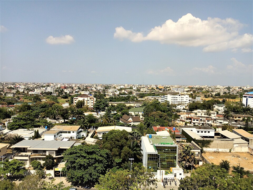 Cotonou — local market for service booking platforms