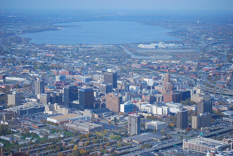 Syracuse — local market for manufacturer and distributor portals