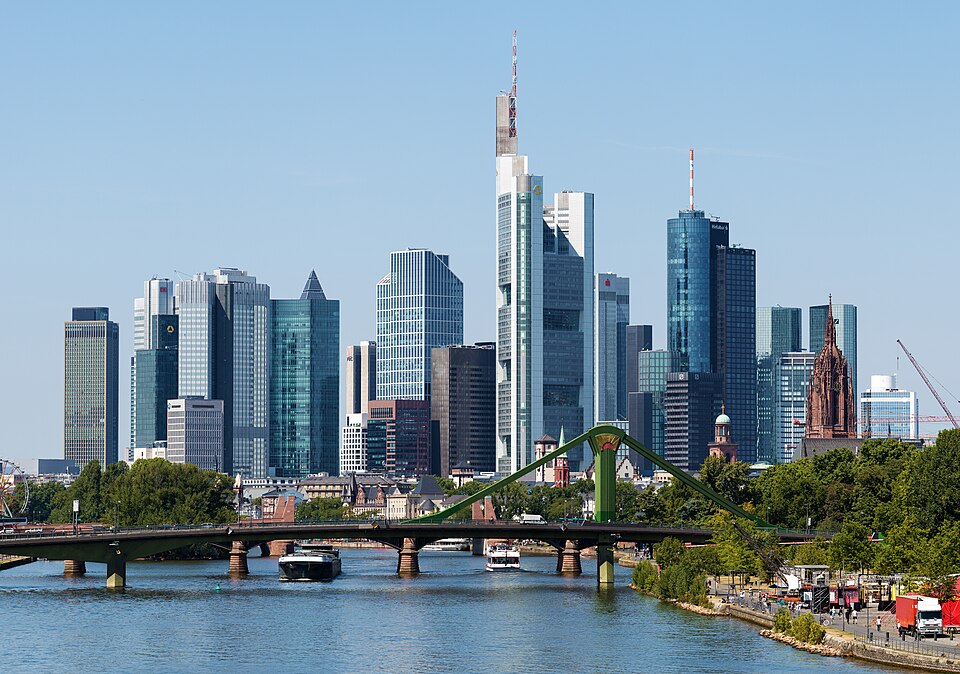 Frankfurt am Main — local market for B2B and wholesale portals