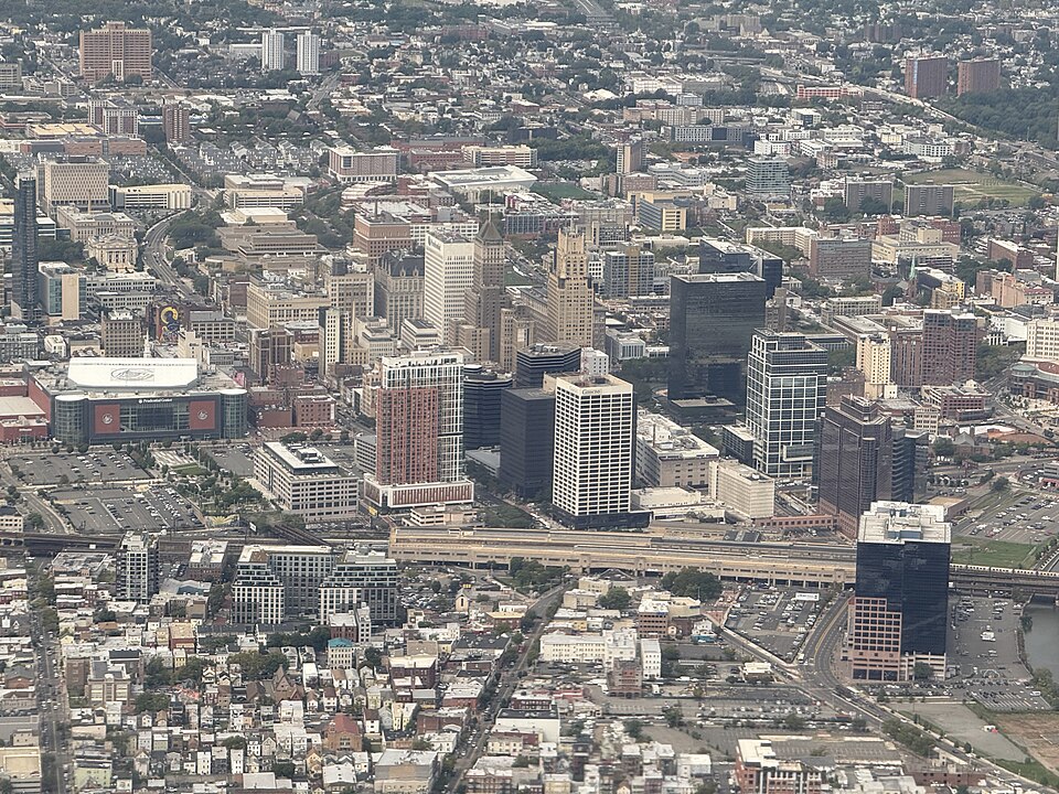 Newark — local market for online stores