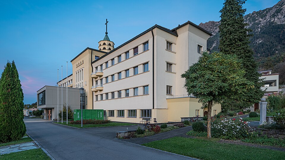 Schaan — manufacturer and distributor portals for local businesses