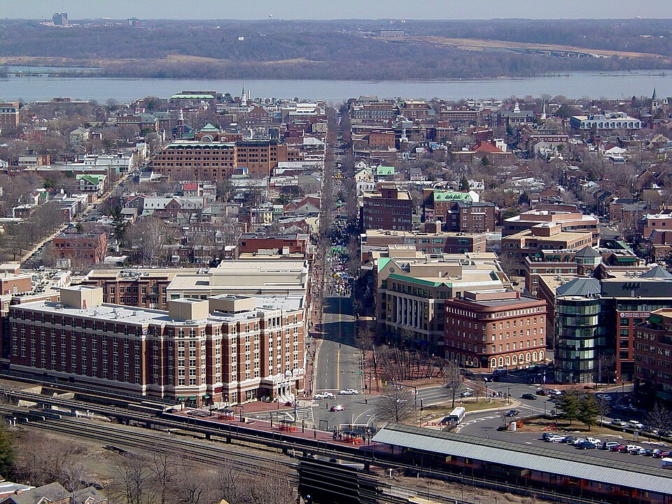 Alexandria — local market for online stores