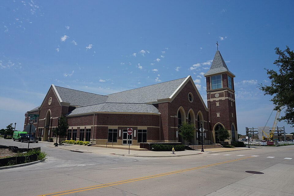Frisco — manufacturer and distributor portals for local businesses