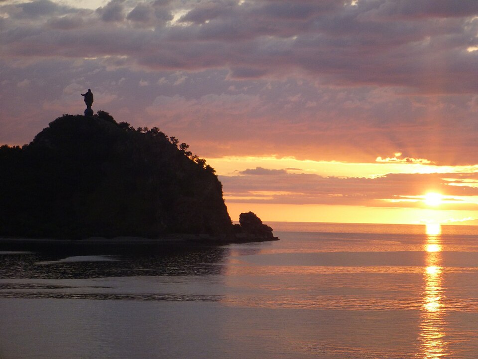 Dili — international and multi-region stores for local businesses