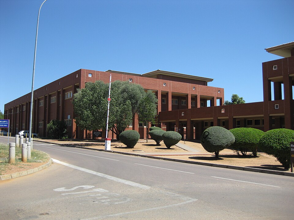 Botswana — local market for international and multi-region stores