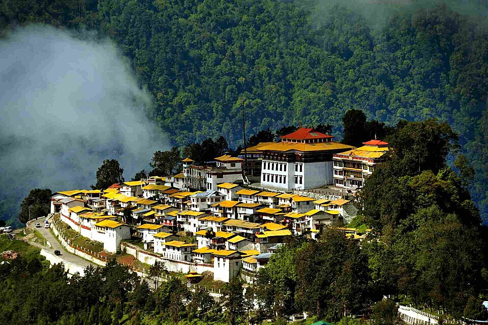 Tawang — local market for online stores
