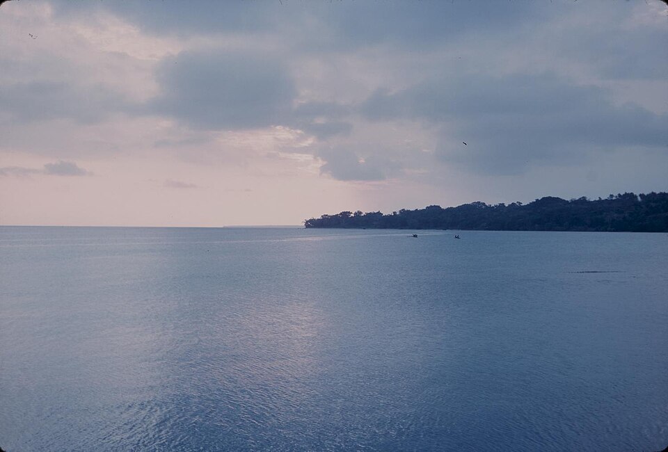 Vanuatu — local market for international and multi-region stores