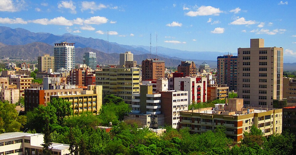 Mendoza — local market for manufacturer and distributor portals