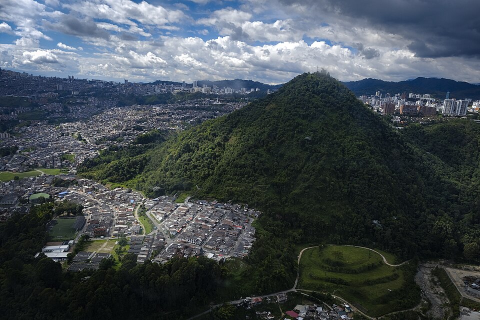 Manizales — local market for online stores