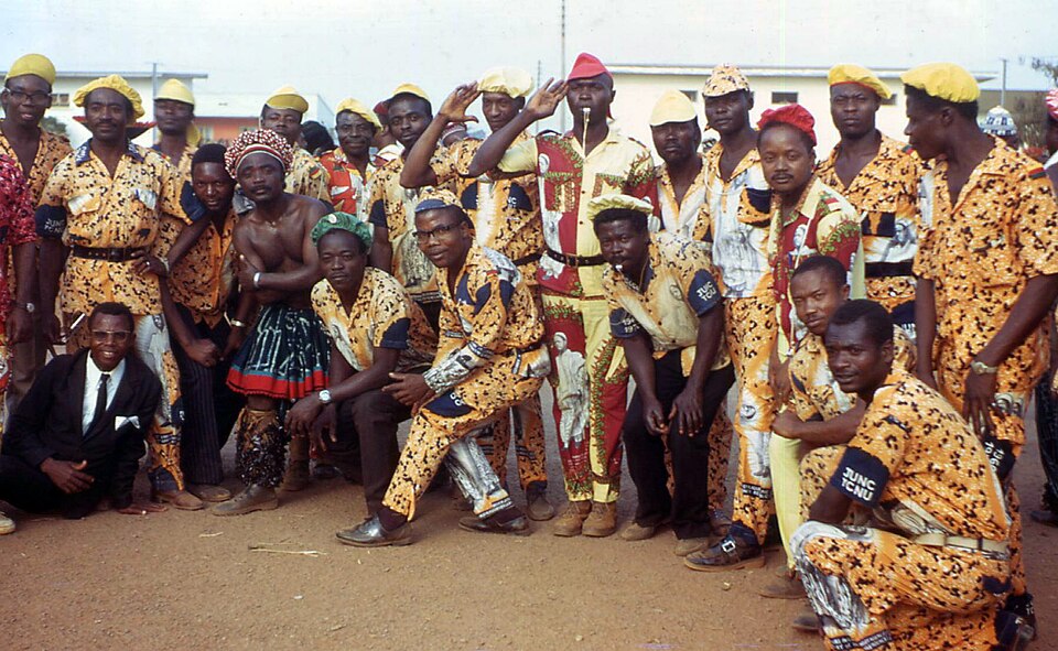 Yaoundé — manufacturer and distributor portals for local businesses