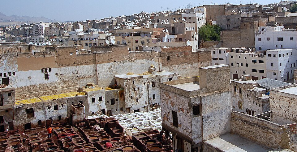 Fes — local market for international and multi-region stores