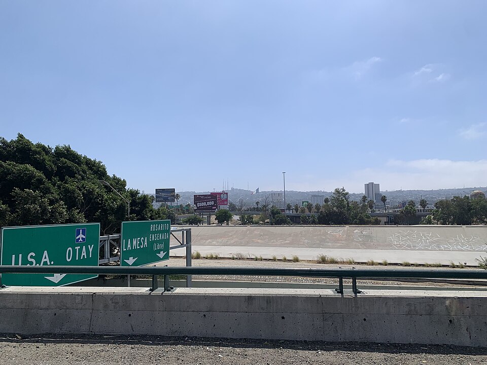Tijuana — manufacturer and distributor portals for local businesses