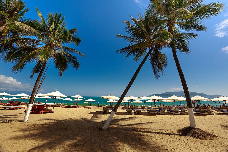Nha Trang — manufacturer and distributor portals for local businesses