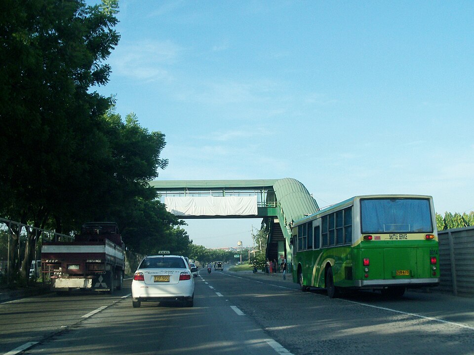 Taguig — local market for mobile commerce apps