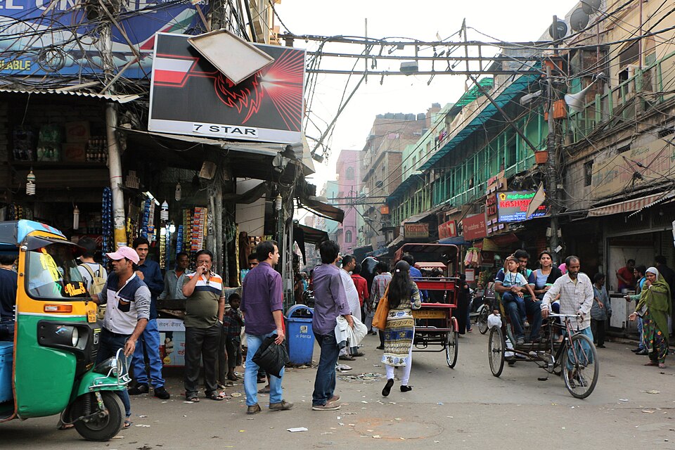 Chandni Chowk — local market for manufacturer and distributor portals