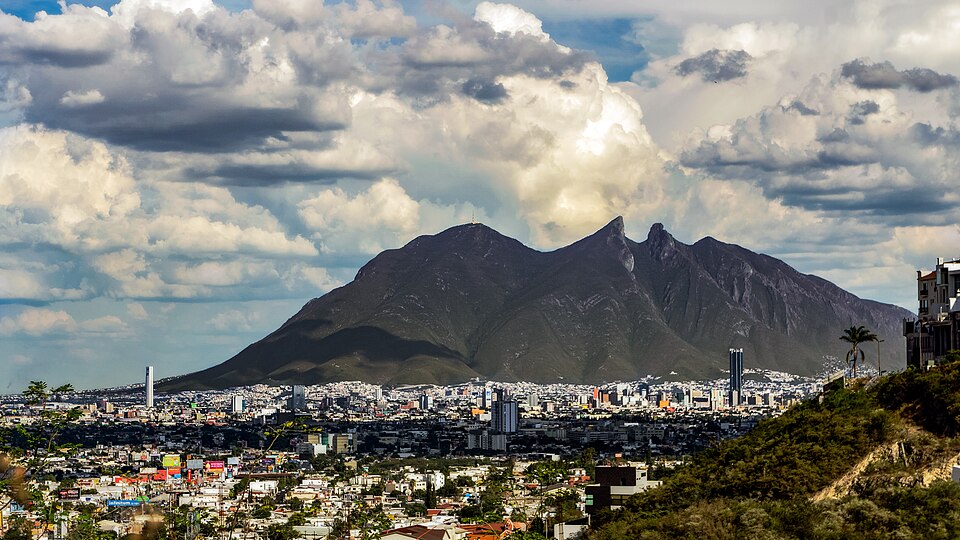 Monterrey — local market for online stores
