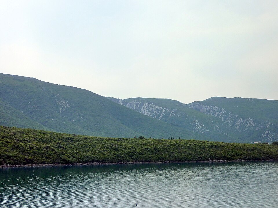Croatia — B2B and wholesale portals for local businesses