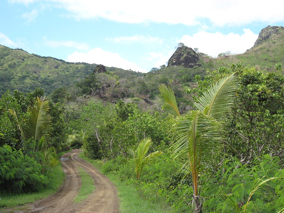 Labasa — manufacturer and distributor portals for local businesses