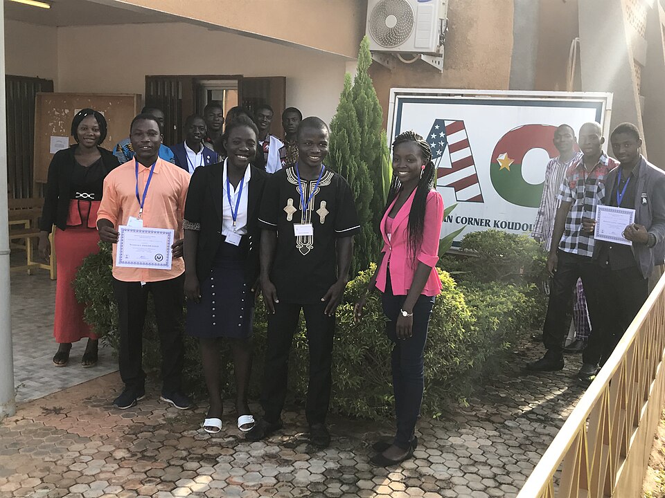 Koudougou — local market for custom e-commerce platforms